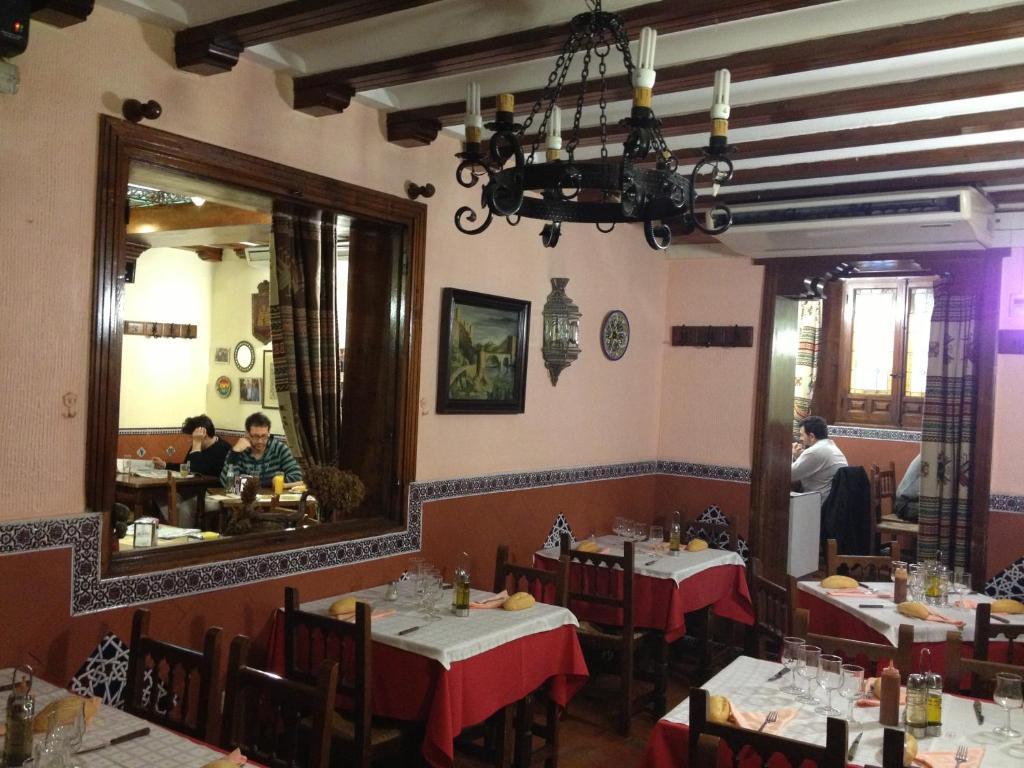 Hostal Palacios Toledo Ngoại thất bức ảnh